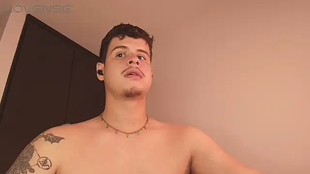 Chatroom XXX en direct de BjornSteel