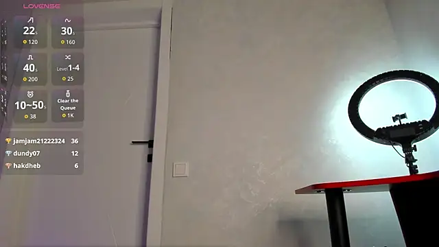 Lori_Bllossom's Live XXX Chat