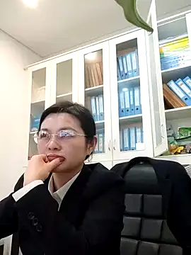 WHUANUOZANYTO 即時 XXX 聊天