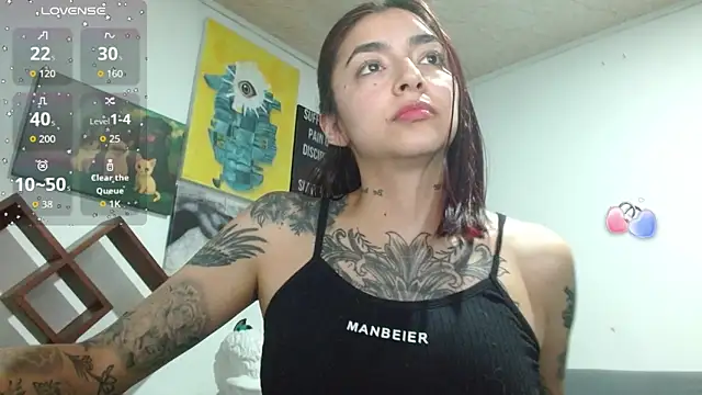 ZoeBakers_'s Live XXX Chat