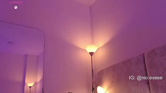 XXX chat uživo modela Nioki_