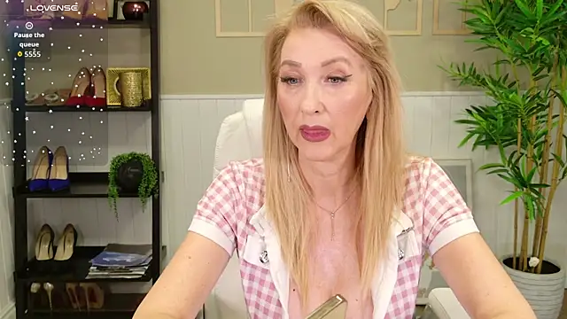 LadyLeea 在線直播表演