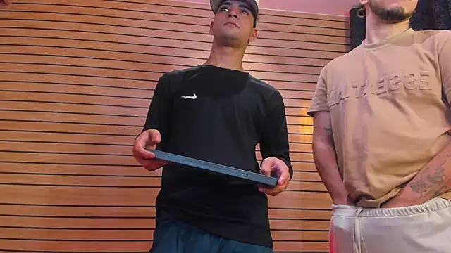 Webkamerová show TheBatMansion