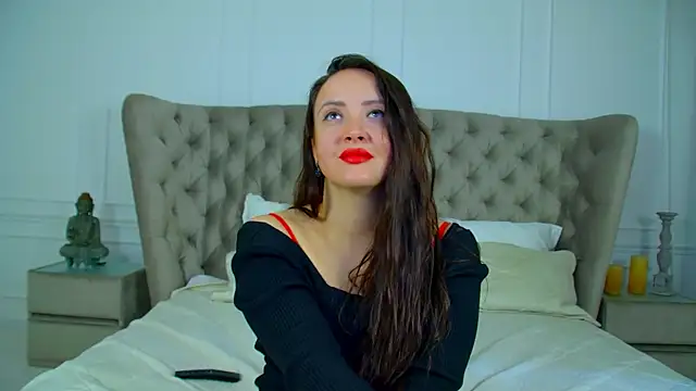 Czat XXX na żywo – ElinaBellucci