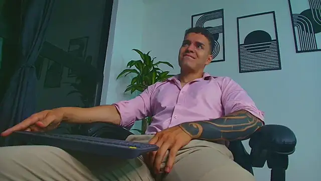 Pokazy przed kamerką – ALPHA_DOMINUS_