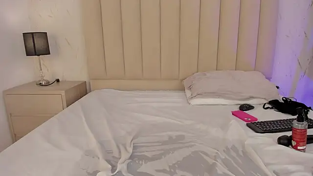 LilithHarperr_ 网络视讯表演