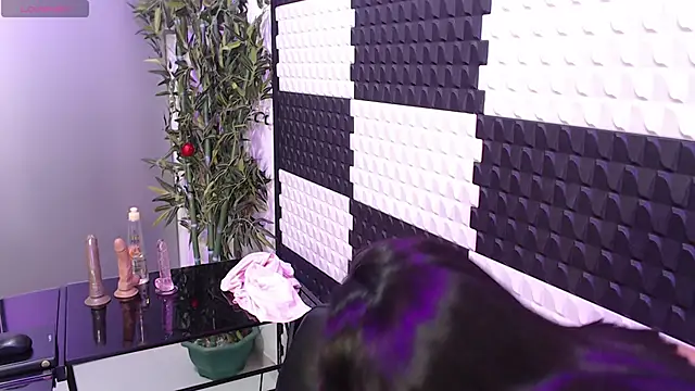 AlinaMorris: онлайн-секс-чат