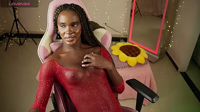 LuanaRisque 现场XXX聊天