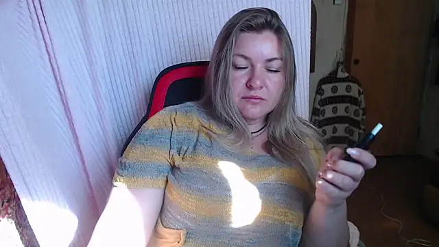 NikaSkylink: απευθείας συνομιλία ΧΧΧ