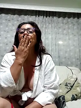 pamela_sexy23: απευθείας συνομιλία ΧΧΧ