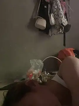 Chatroom XXX en direct de meganmeo