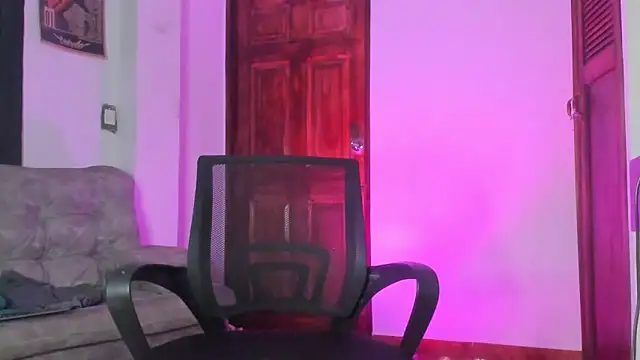 Dominic_Biker__ Pertunjukan Webcam