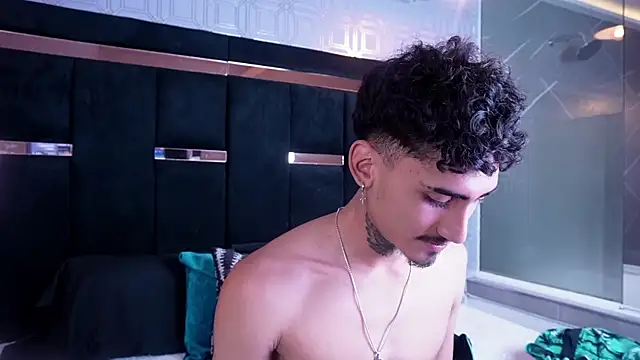 Dark_Eros_ Live XXX Chat