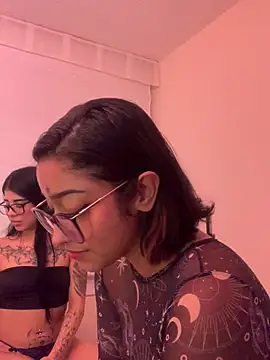 LilithMonette: онлайн-секс-чат