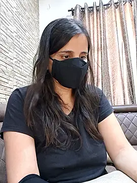 tinaaroran Live XXX chat