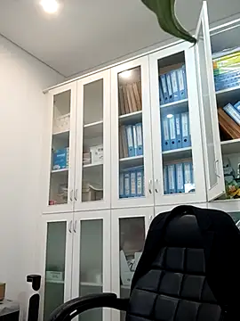 WHUANUOZANYTO's Live XXX Chat