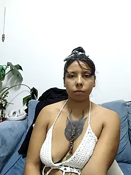 XXX chat uživo modela Diosagata