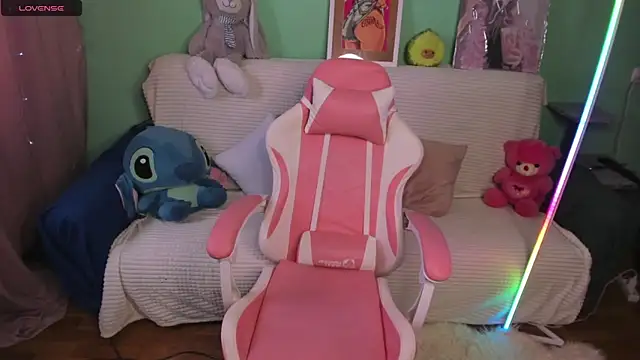 แชท XXX สดของ Queen_baby