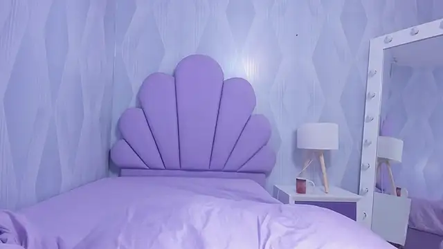 Lesly_sexy4u Chat XXX live