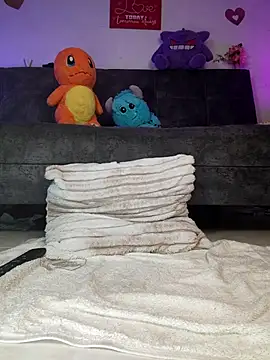 Fox_Roxxann Live XXX chat