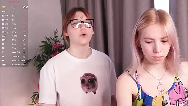 Chatroom XXX en direct de Lunabate