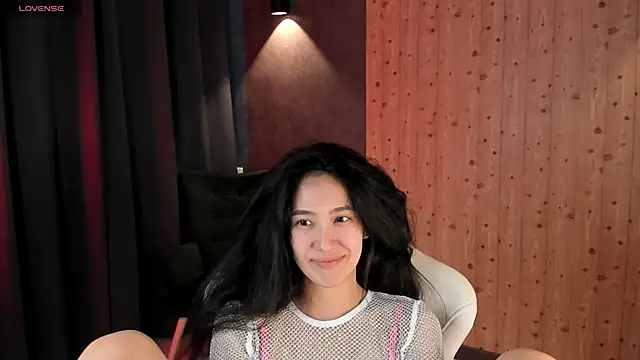 FlirtyAura Chat XXX live