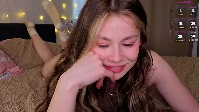 Dipamelly Live XXX-chat