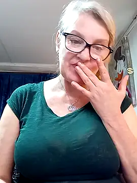 Živý XXX chat irinamaux