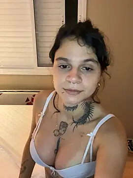 Chat +18 de Thabysosa ao vivo