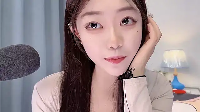 smalldaisy 现场XXX聊天