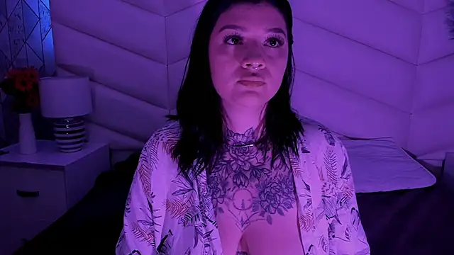 iam__mystic élő XXX-chatje