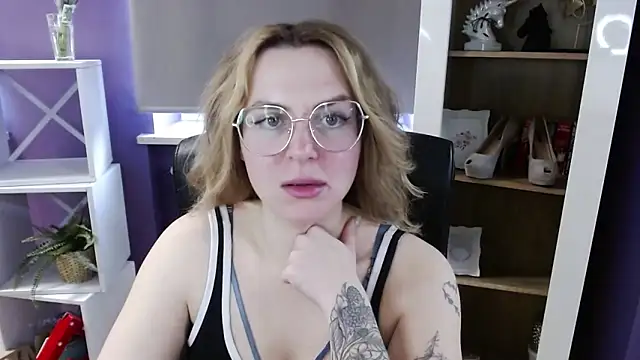 Zoey_Erotic 现场XXX聊天