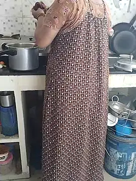 XXX chat uživo modela Sexynageena