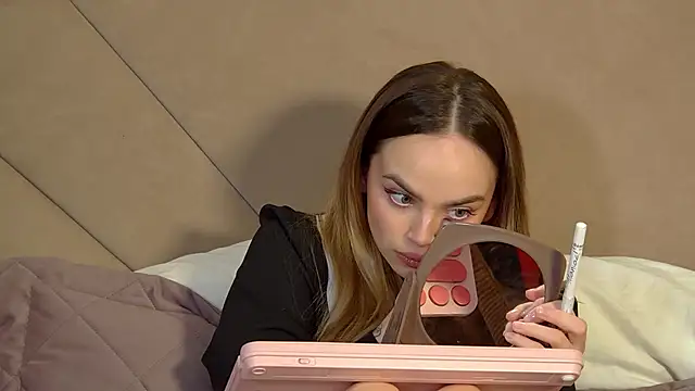 AnitaVenture's Live XXX Chat