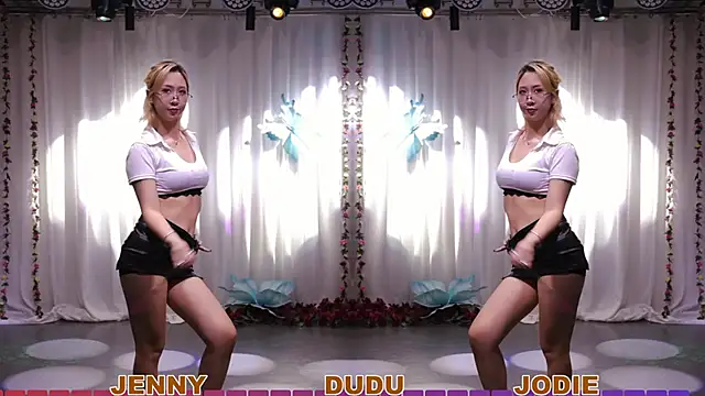 XXX chat uživo modela yznt-dudu