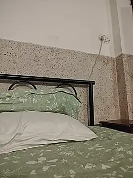 Chat XXX en directo de NakedMILFx