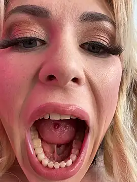 SelinaGalinsky6 Live XXX-Chat