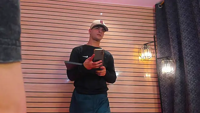 Živý XXX chat TheBatMansion