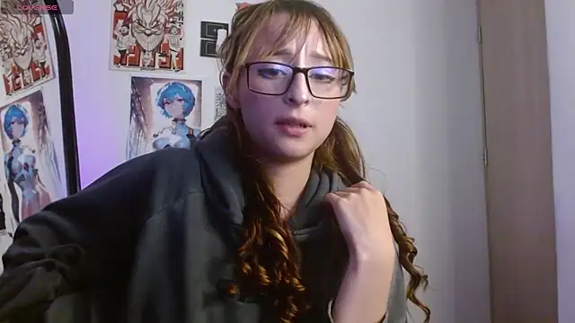 CelesteAyase Adlı Modelin Canlı XXX Sohbeti