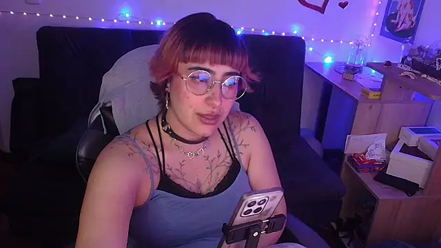 دردشة Miacatsito3 الجنسية المباشرة