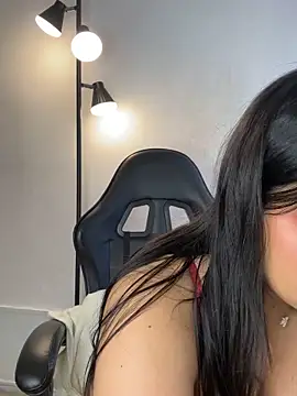 _Bella_7 Adlı Modelin Canlı XXX Sohbeti