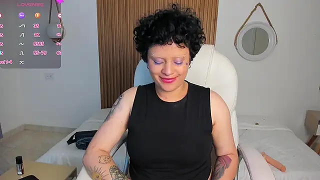 Alaska_deluxe Live XXX-Chat