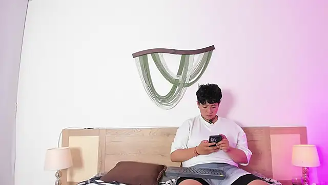 Gaia_n_Nix: απευθείας συνομιλία ΧΧΧ