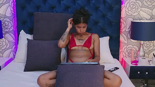 دردشة ChloeAndJeanPaul الجنسية المباشرة