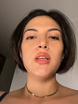 SeleneHale's Webcam Show