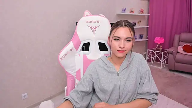 EllaCurtis élő XXX-chatje