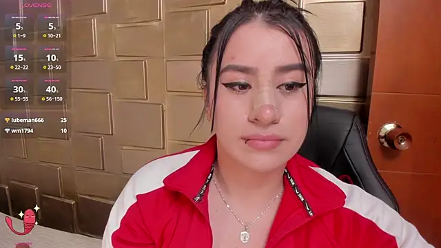 Nara_belen élő XXX-chatje