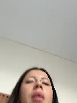 AriaDomina Chat XXX in diretta