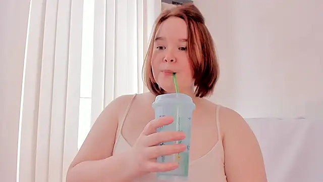 DebbieWoood Chat XXX live