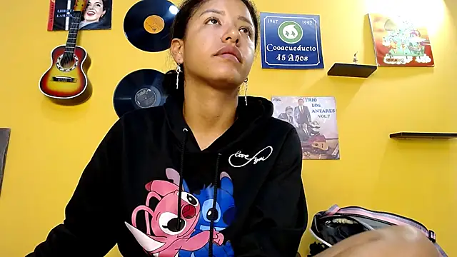 แชท XXX สดของ lilithevil32